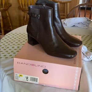 Bandolino brown leather booties size 10